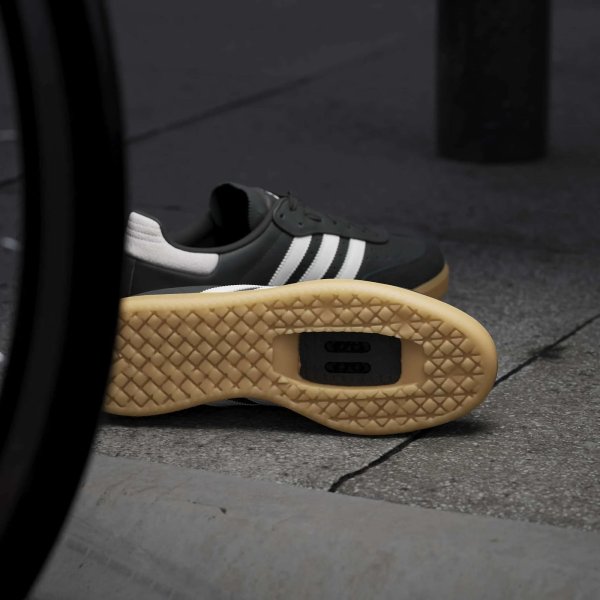 Cyklo boty adidas VELOSAMBA LEA - foto 24