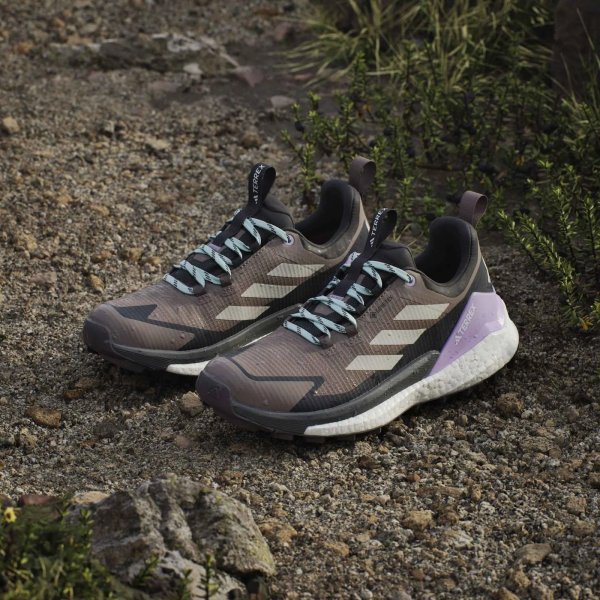 Dámské outdoorové boty adidas TERREX FREE HIKER 2 LOW GTX W - foto 23