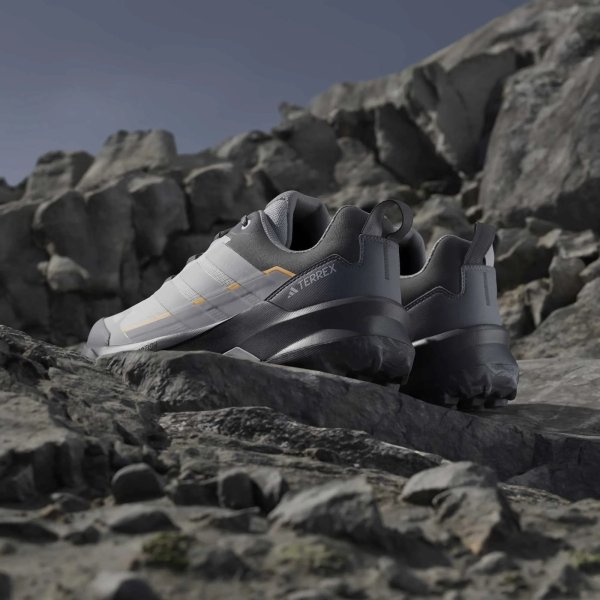 Pánské outdoorové boty adidas TERREX SKYCHASER AX5 - foto 20