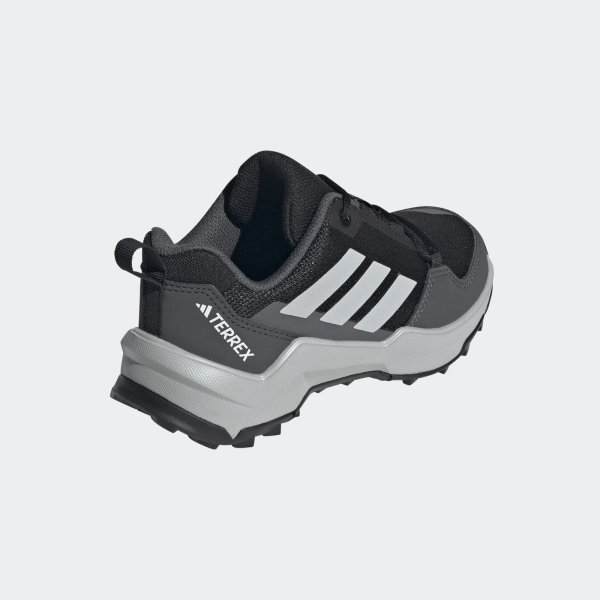 Dětské outdoorové boty adidas TERREX AX4S K - foto 6