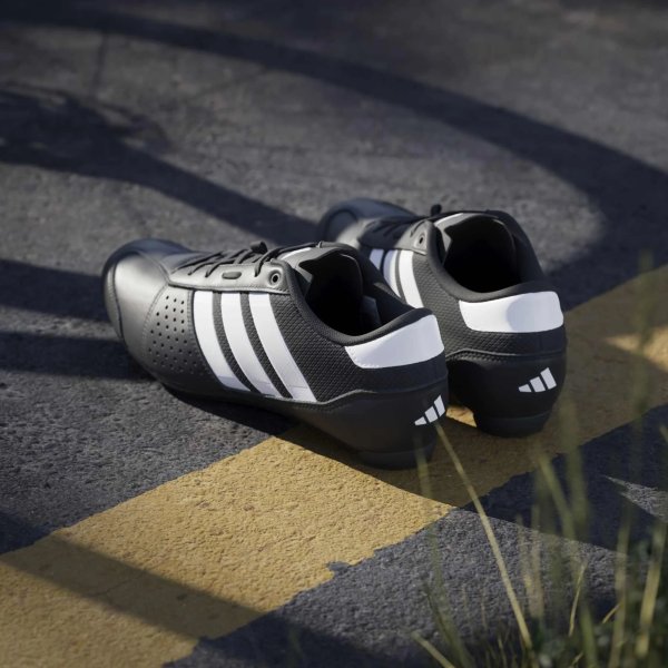 Cyklo boty adidas HERITAGE ROAD - foto 22