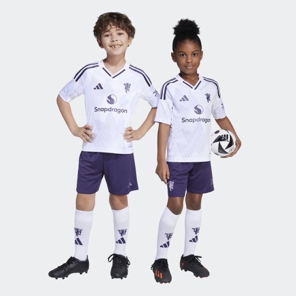 Dětská souprava adidas MUFC A MINI - foto 11