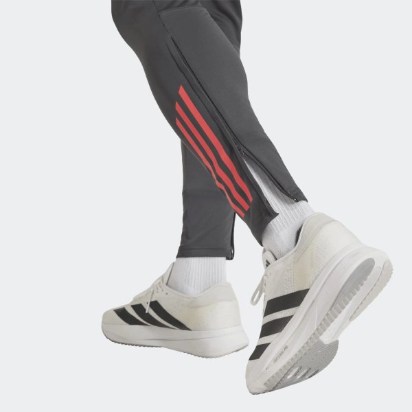 Pánské tepláky adidas LFC TR PNT - foto 5