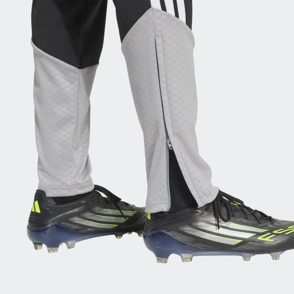 Pánské tepláky adidas TIRO26C PNT - foto 7
