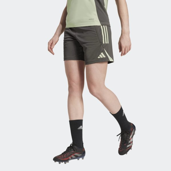 Dámské šortky adidas REAL TR SHO W - foto 1
